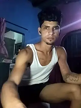 Snapshot of 317894 chatting on 12/05/25, 05:39 317894 online show from 12/05/25, 05:39