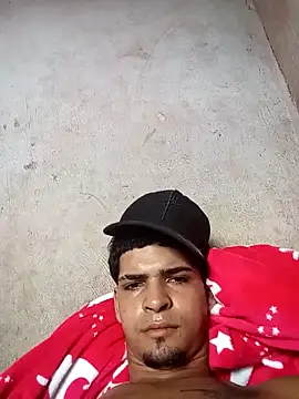 Snapshot of 317894 chatting on 11/03/25, 04:43 317894 online show from 11/03/25, 04:43