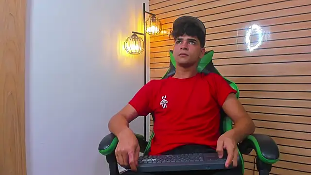 317894 online show from 04/12/26, 07:00