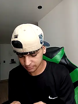 317894 online show from 02/20/26, 05:15