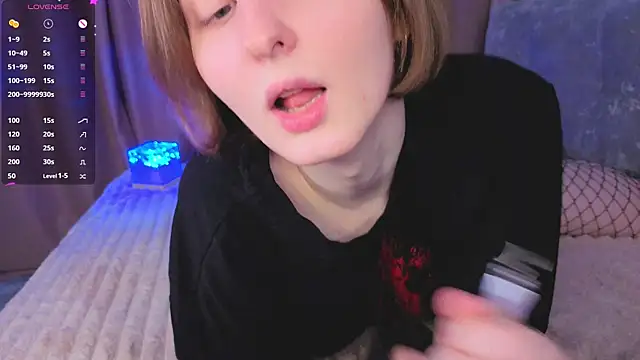 c0ralynx online show from 04/02/26, 07:09