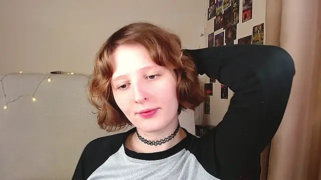 c0ralynx online show from 11/12/25, 07:56