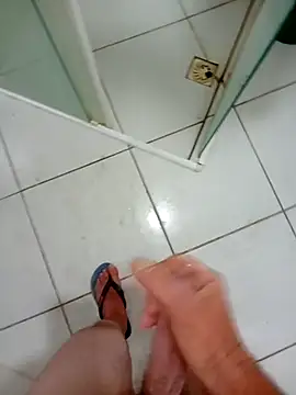 Dglo0000 online show from 09/21/25, 12:05