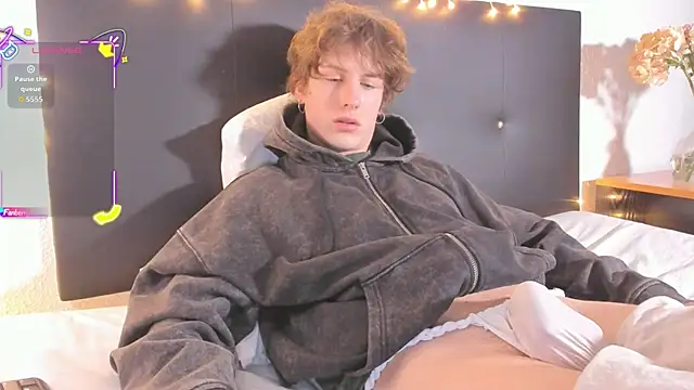 RobFavorite1 online show from 01/08/26, 08:48