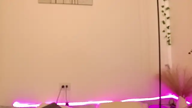 Im-kaia online show from 10/11/25, 06:42