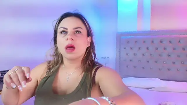 Lia adamsss online show from 05/13/26, 03:57
