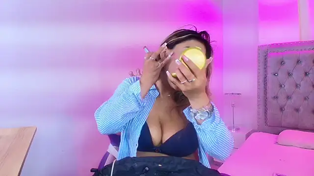 Lia adamsss online show from 05/16/26, 03:49