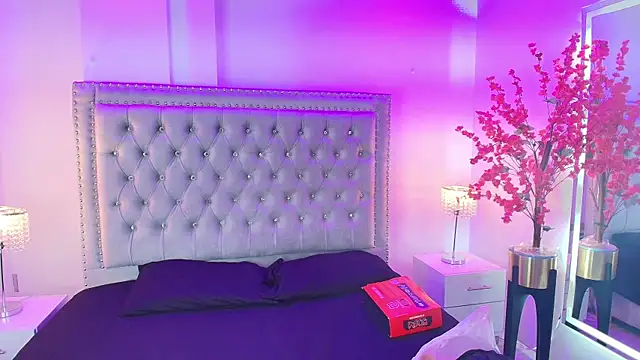 Lia adamsss online show from 09/18/25, 01:08