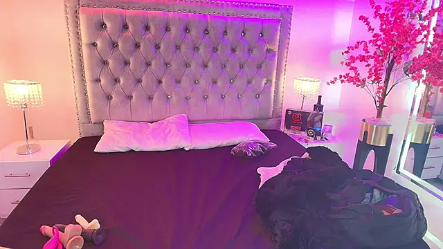 Lia adamsss online show from 09/13/25, 04:01