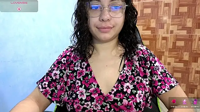 Snapshot of Mabbaldama chatting on 09/13/25, 11:32 Mabbaldama online show from 09/13/25, 11:32