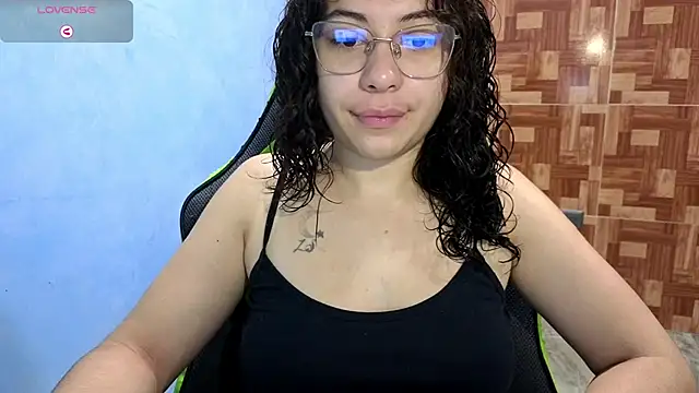 Snapshot of Mabbaldama chatting on 09/19/25, 04:11 Mabbaldama online show from 09/19/25, 04:11