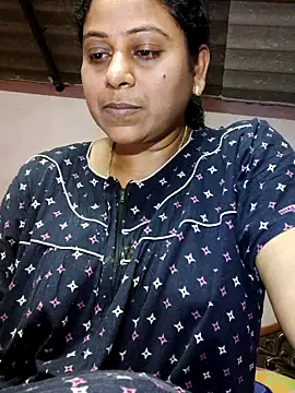 Snapshot of JENNIFERtamil chatting on 04/22/26, 07:48 JENNIFERtamil online show from 04/22/26, 07:48
