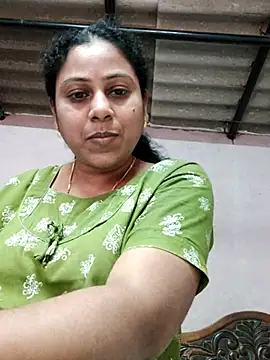 JENNIFERtamil online show from 11/20/25, 07:20