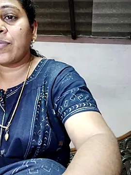 JENNIFERtamil online show from 12/05/25, 07:40