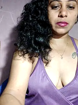 Snapshot of JENNIFERtamil chatting on 05/30/26, 08:47 JENNIFERtamil online show from 05/30/26, 08:47