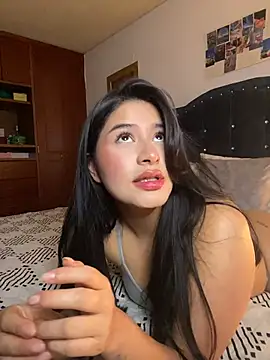 andrea gomes  online show from 03/26/26, 08:23