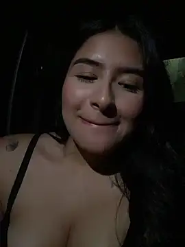 andrea gomes  online show from 04/19/26, 08:04