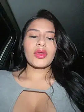 andrea gomes  online show from 03/05/26, 06:32