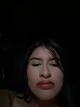 andrea gomes  online show from 04/22/26, 06:42