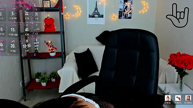 Snapshot of Kitti__ chatting on 06/05/26, 02:27 Kitti online show from 06/05/26, 02:27