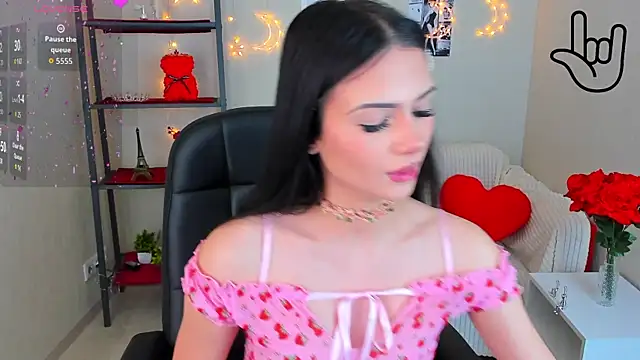 Kitti   online show from 02/16/26, 01:15