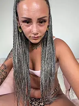 Snapshot of xxveraa_vibe chatting on 06/30/26, 10:21 xxveraa vibe online show from 06/30/26, 10:21