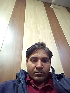 johnny8731 online show from 12/04/25, 01:43