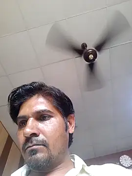 johnny8731 online show from 03/26/26, 06:44