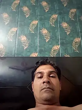 johnny8731 online show from 06/19/26, 04:57