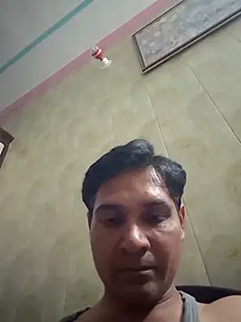 johnny8731 online show from 04/13/26, 04:11