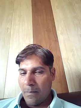 johnny8731 online show from 11/16/25, 07:46