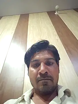 johnny8731 online show from 03/25/26, 01:32