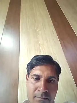 johnny8731 online show from 04/15/26, 11:38