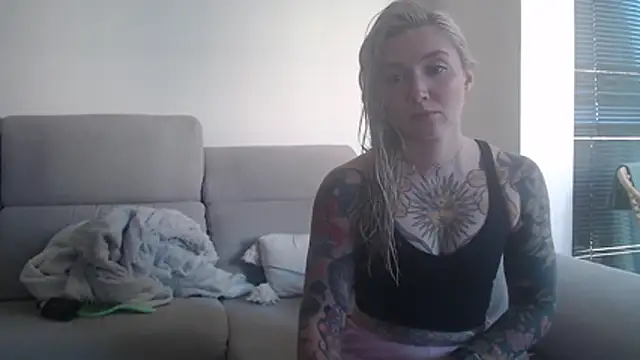 tattoobbgirl online show from 11/04/25, 01:26