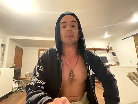 mastertittiefkr online show from 11/06/25, 10:52