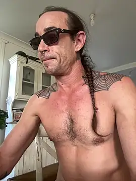 mastertittiefkr online show from 11/25/25, 06:25