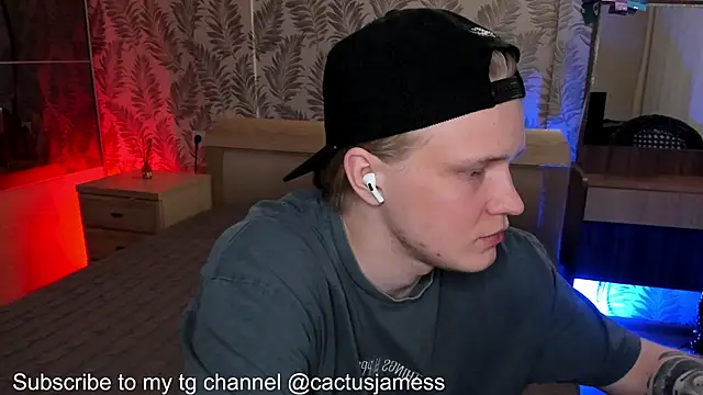 Snapshot of Cactus__James chatting on 10/21/25, 05:12 Cactus James online show from 10/21/25, 05:12