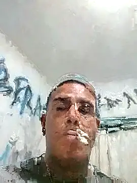 Snapshot of Patilllas chatting on 10/13/25, 07:10 Patilllas online show from 10/13/25, 07:10