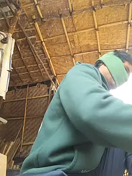 hot integer online show from 12/03/25, 03:40