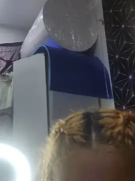 Megann 9 online show from 02/18/26, 11:17