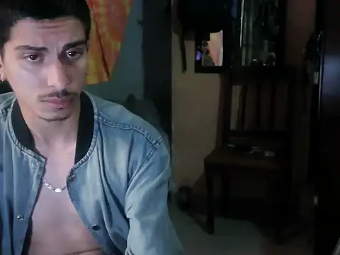 Y0urgodzeus online show from 09/19/25, 04:11