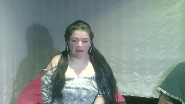 Snapshot of sexy_camy1 chatting on 07/17/26, 01:47 sexy camy1 online show from 07/17/26, 01:47
