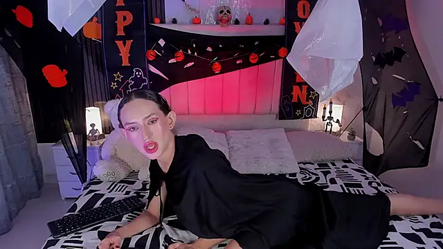 peachandtyron  online show from 10/21/25, 03:50