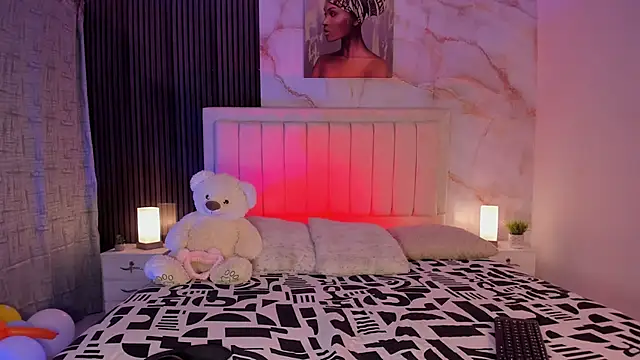 peachandtyron  online show from 09/22/25, 04:07