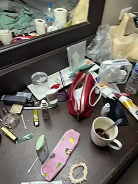 Brilliant-Splashes online show from 06/10/26, 02:13