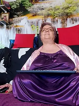 QueenPammy1 online show from 03/23/26, 06:46