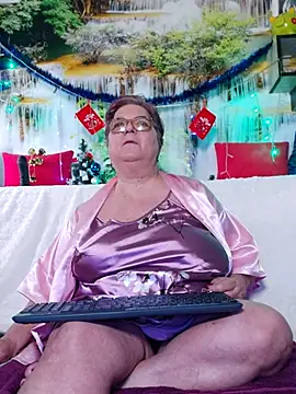 QueenPammy1 online show from 12/03/25, 07:41