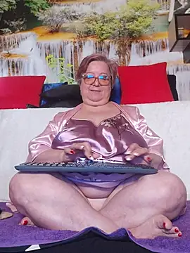 QueenPammy1 online show from 03/31/26, 08:38