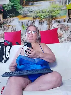 QueenPammy1 online show from 09/24/25, 06:20