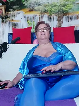 QueenPammy1 online show from 11/28/25, 08:03